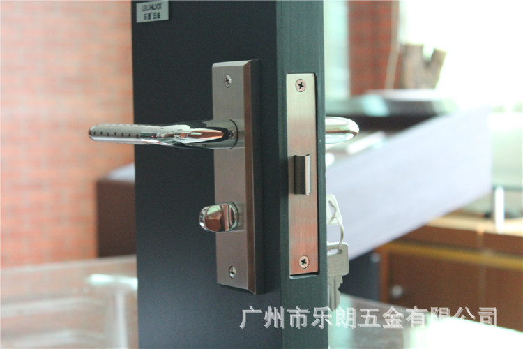 草莓视频在线免费下载不鏽鋼麵板房門鎖