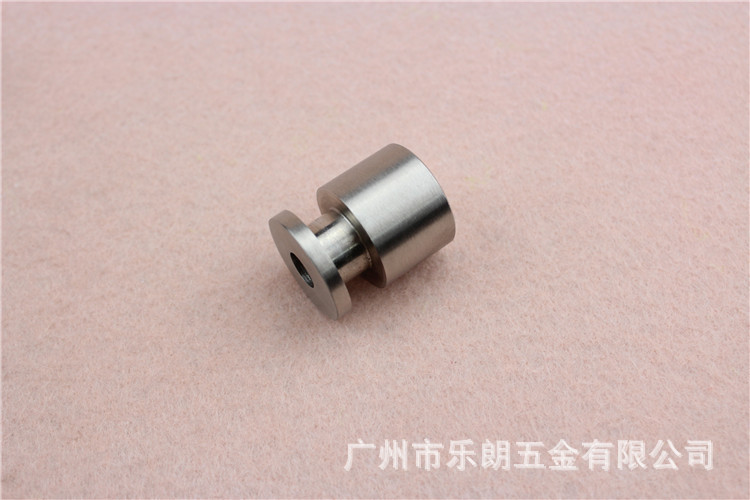 草莓视频在线免费下载草莓视频黄片RDA-56N 衛生間紅綠指示擰手