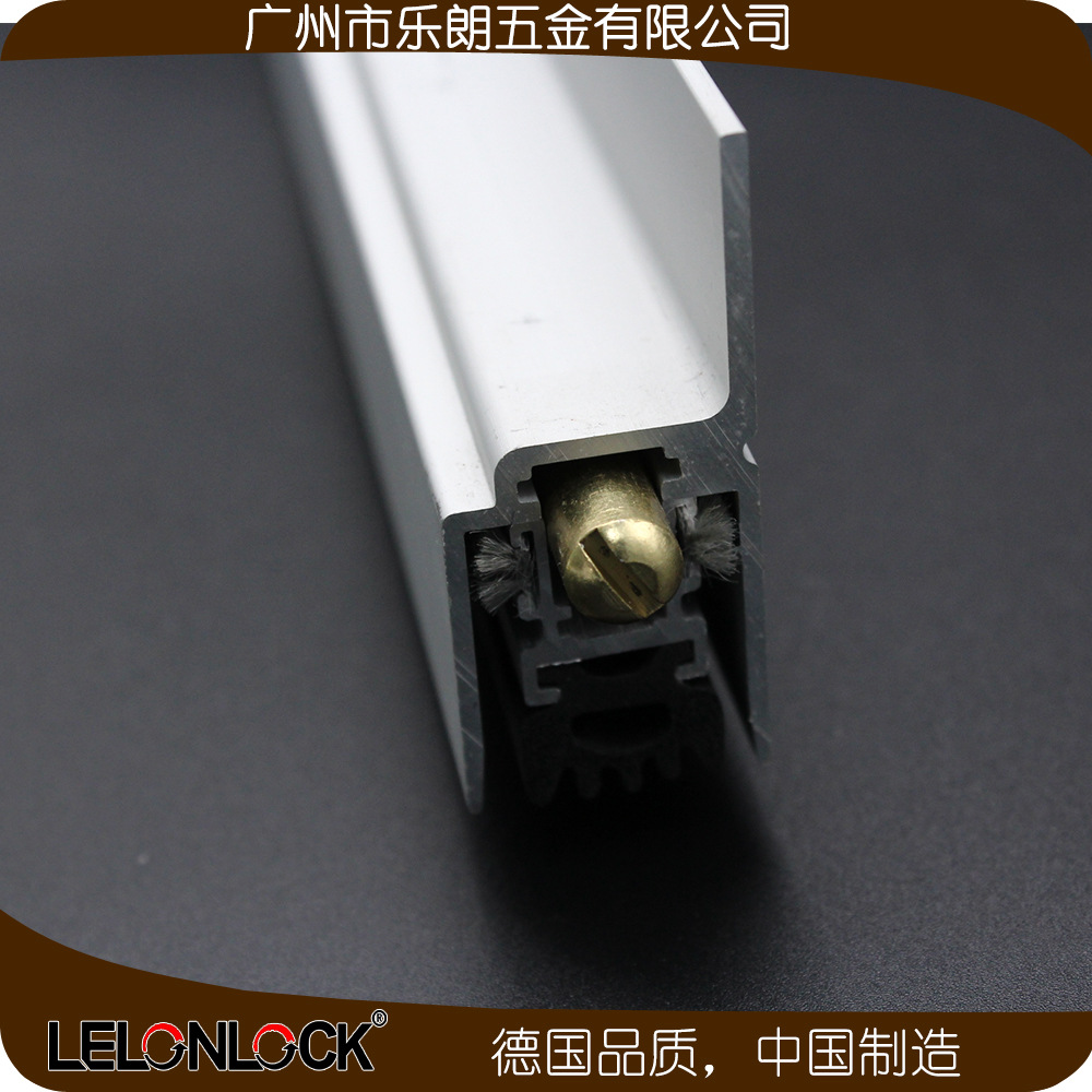 草莓视频在线免费下载草莓视频黄片RDA-31(U2D) 鋁合金門底防塵器