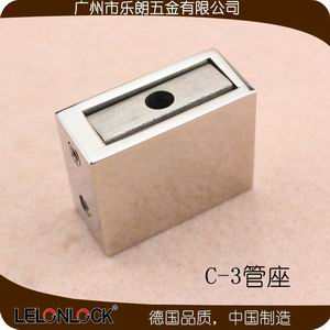草莓视频在线免费下载淋浴C係列
